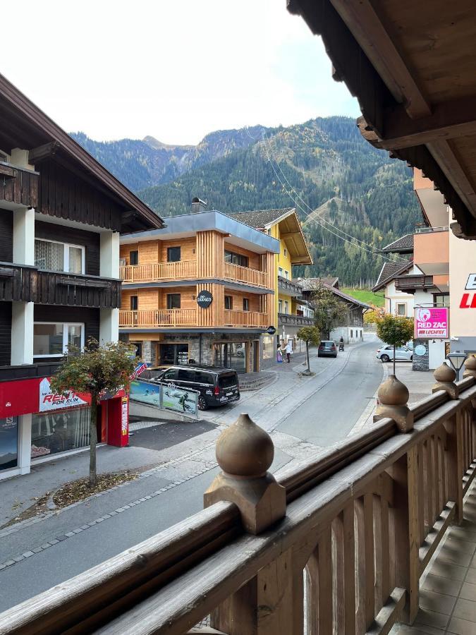 Center Rooms&Apartments Mayrhofen Buitenkant foto