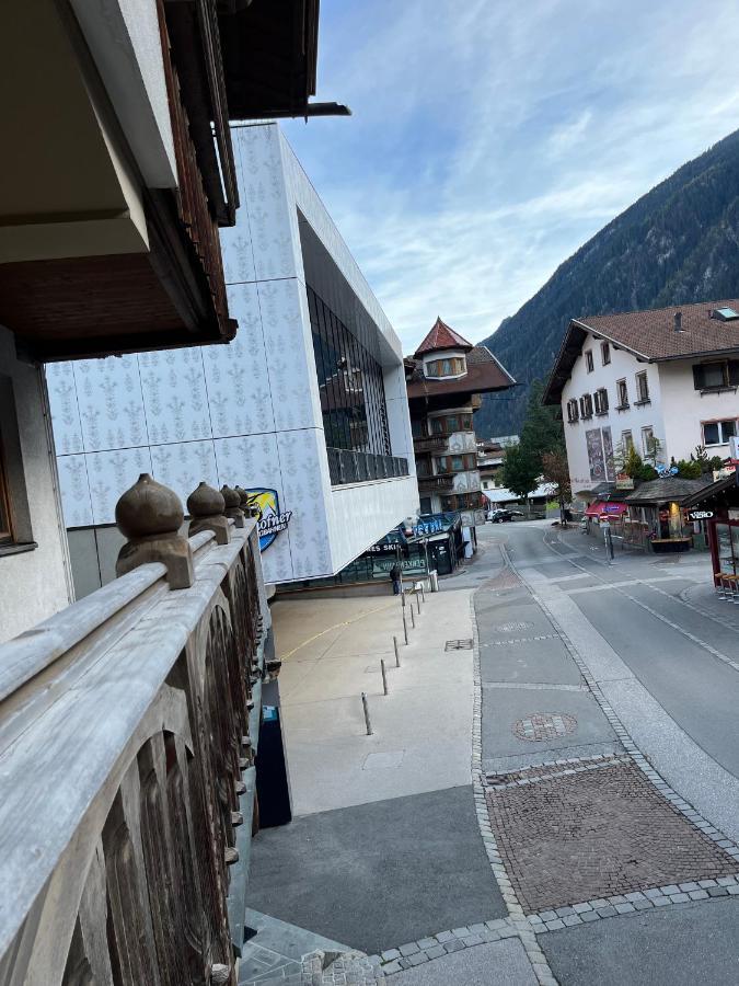 Center Rooms&Apartments Mayrhofen Buitenkant foto